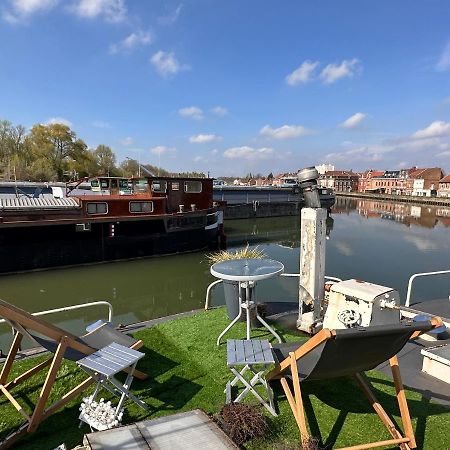 Peniche "Louise Michel" Sejournez Dans L'Appartement Du Capitaine, Offrez Vous Une Experience Inoubliable Au Fil De L'Eau Douai Exterior foto